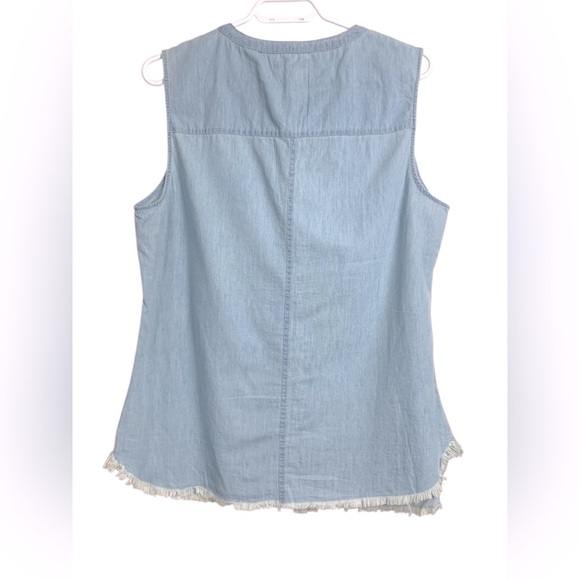 Per Se 100% Cotton Button Up Sleeveless Shirt, Lightweight, Light wash, Pocket - Picture 3 of 12